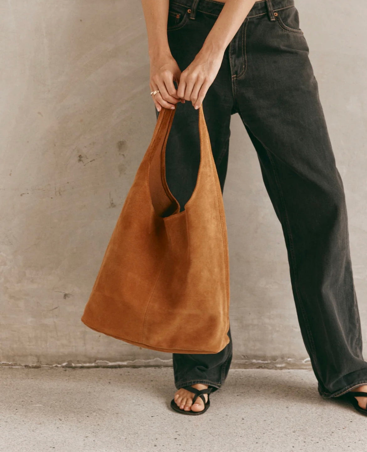 SIENNA TAN SUEDE HOBO