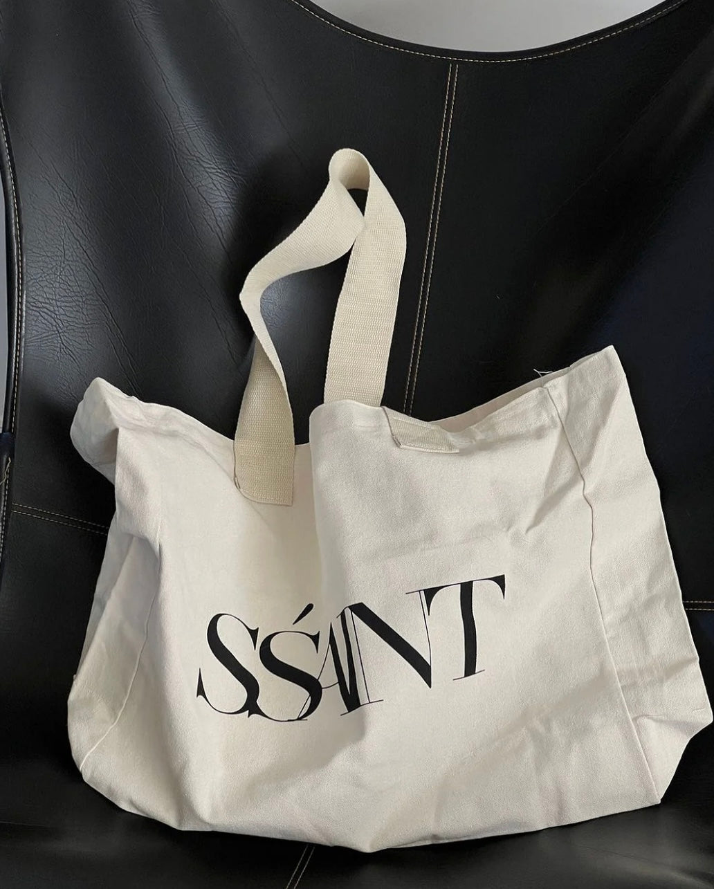 SSAINT TOTE