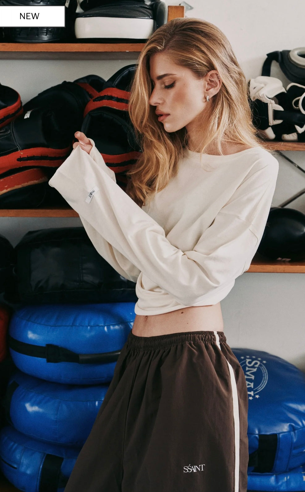 THE VICTORY LONG SLEEVE - CREAM
