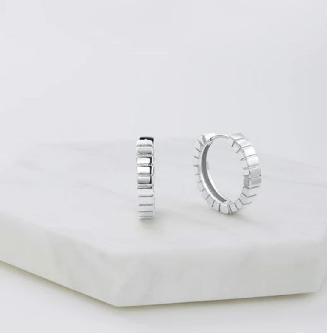 WILLOW HOOP - Silver