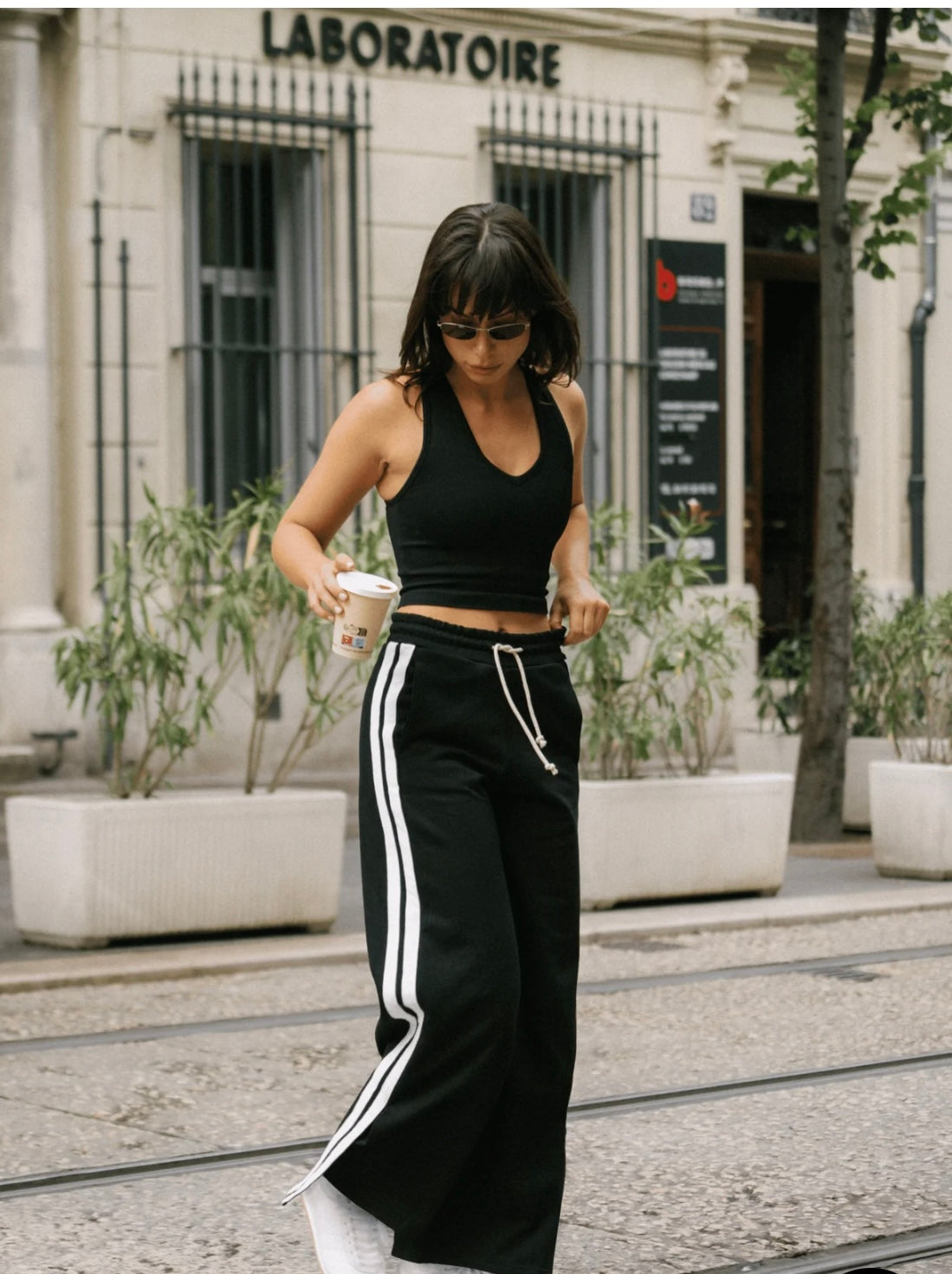 V NECK TANK - Black Ribbed