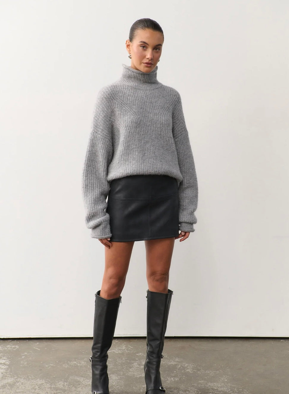 FLORENCE TURTLE NECK KNIT - Charcoal