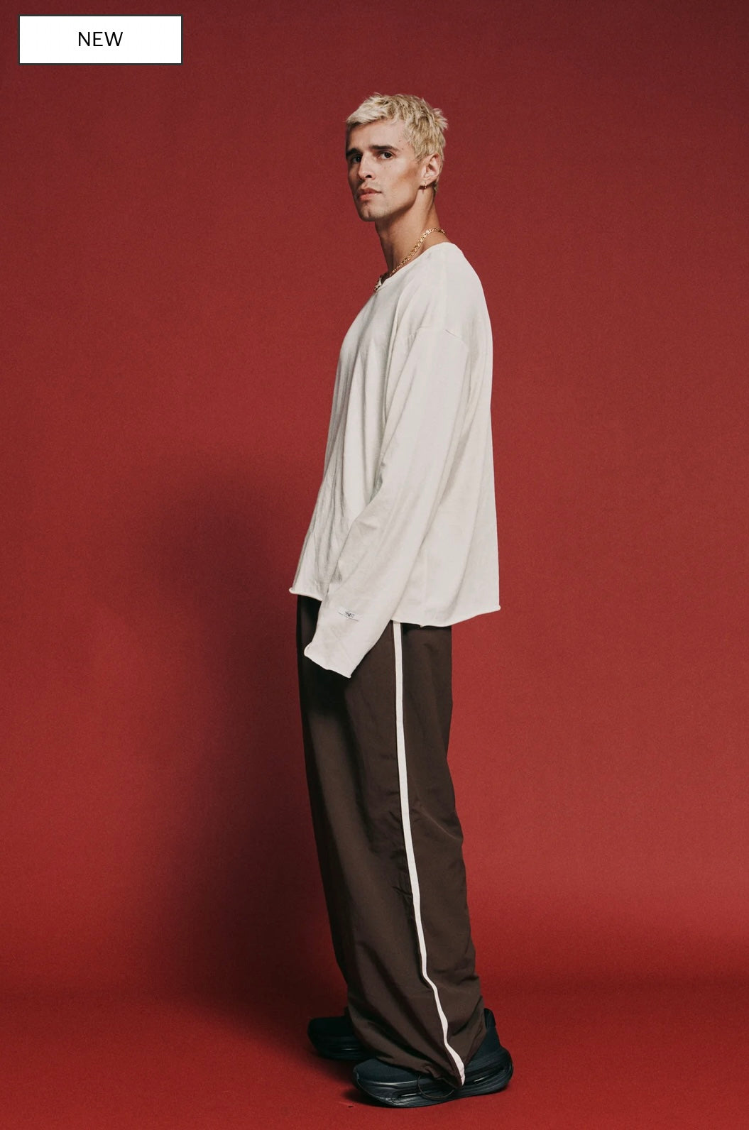 THE VICTORY LONG SLEEVE - CREAM