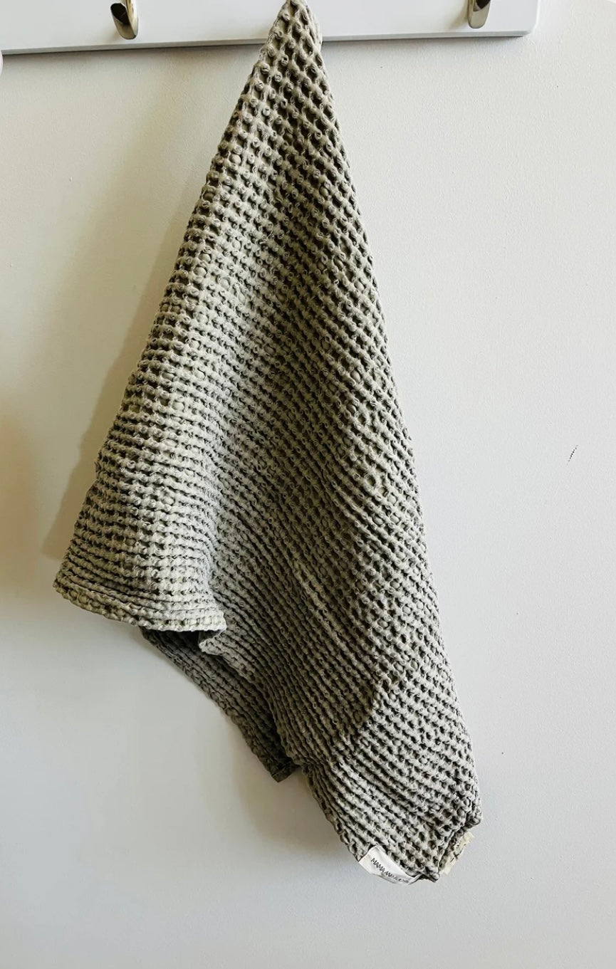 100% ORGANIC RUSTIC WAFFLE TEA TOWEL- Khaki