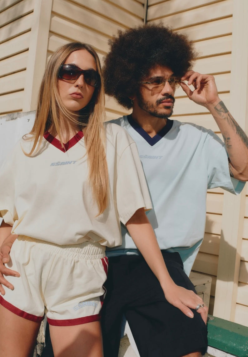 REFLECTIVE V NECK TEE - Butter