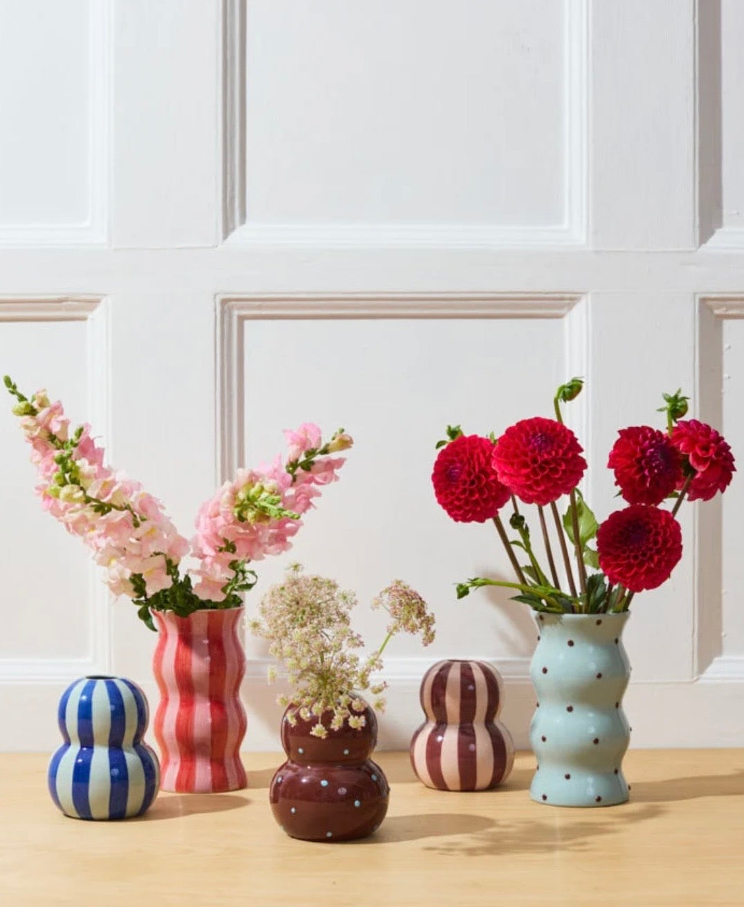 FONDA VASE BROWN BLUE VASE DOTTY