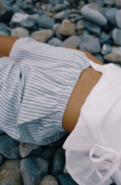 AVA SHORT WASHED BLUE STRIPE