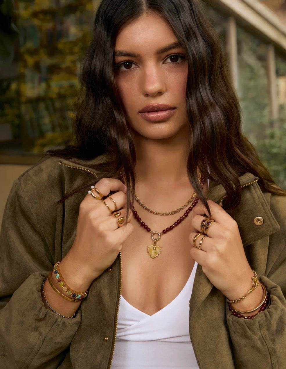 VELVET CHARM GOLD NECKLACE - RED AGATE