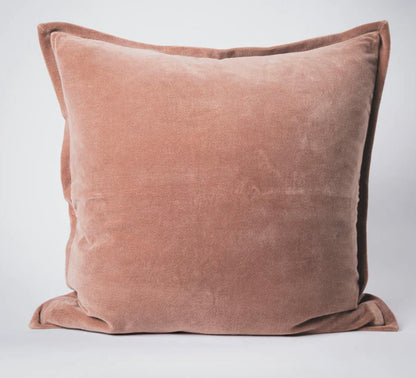 EVELYN VELVET CUSHION - CLAY - FILLED CUSHION / 60x60cm