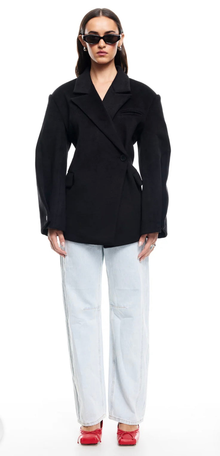 HEART SHAPED COAT - BLACK