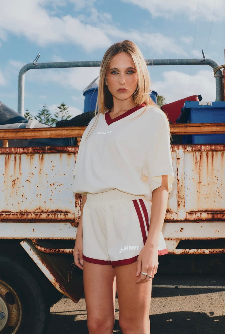 REFLECTIVE V SHORTS - Butter