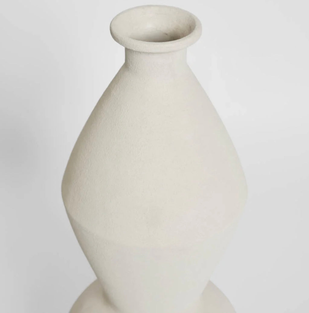 GOYA VASE - CHALK