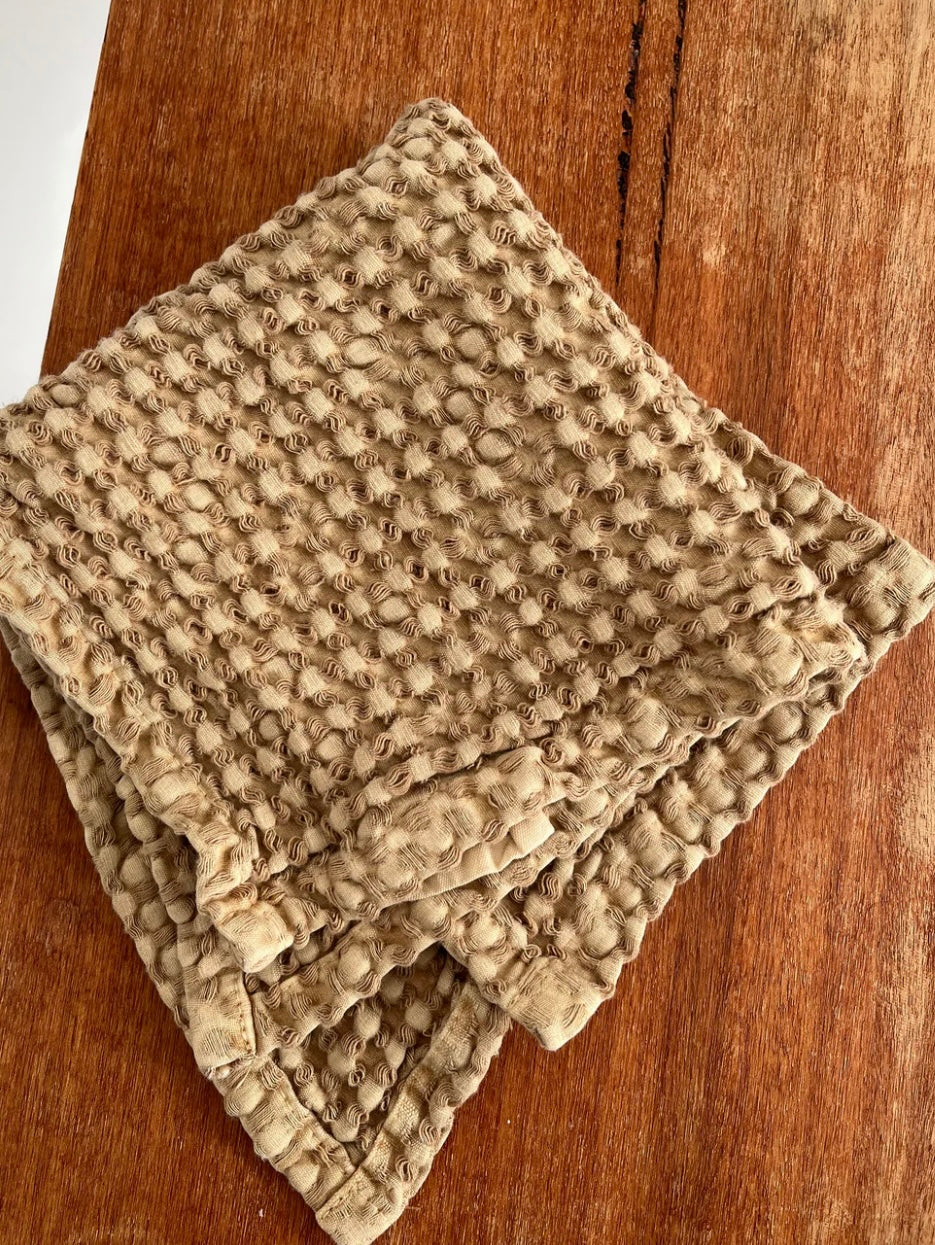 100% ORGANIC COTTON RUSTIC WAFFLE FACE WASHER - LIGHT RUST