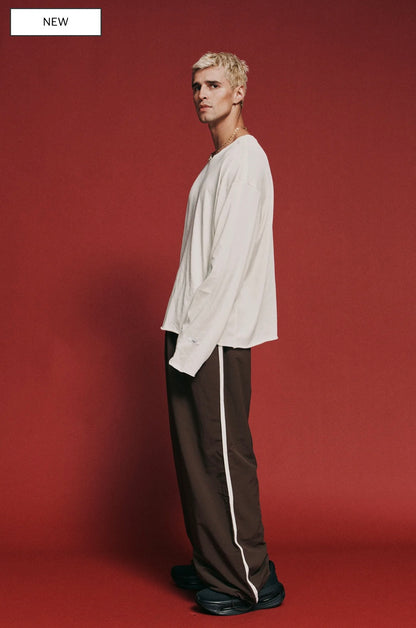 THE VICTORY LONG SLEEVE - CREAM