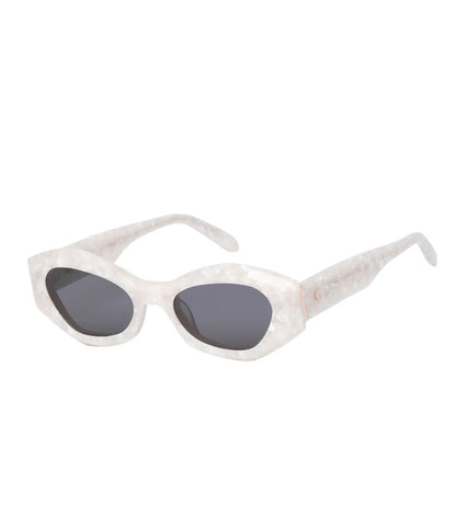 RUFUS FT. PEARL WHITE w/ BLACK LENS