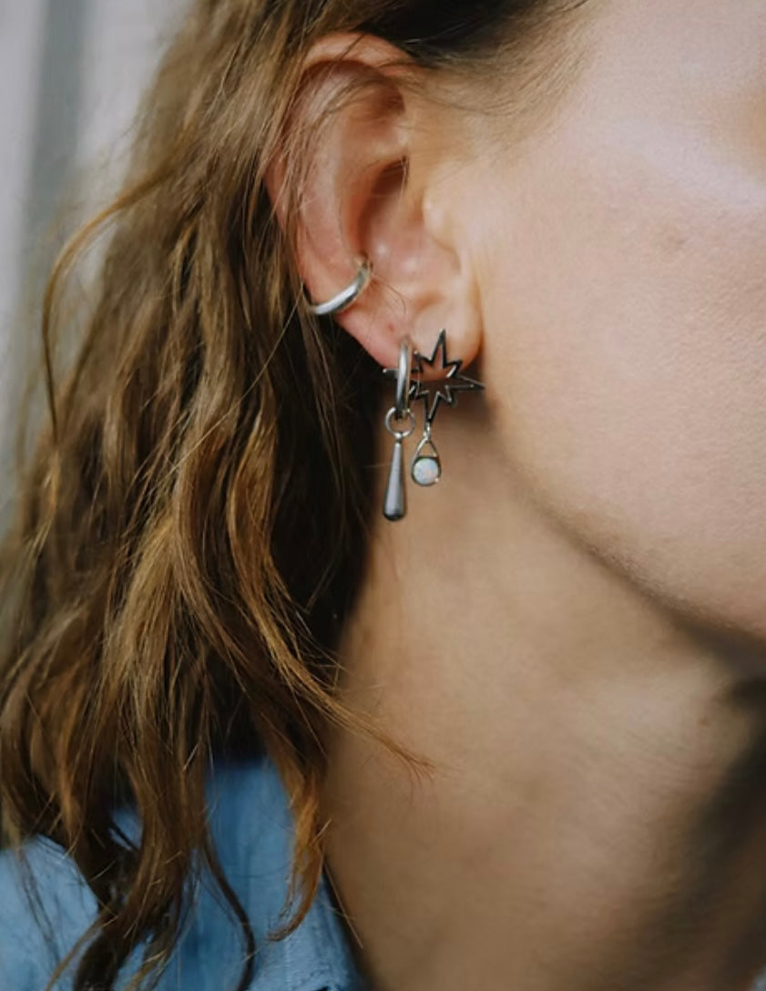 DROPLET EARRINGS - Silver