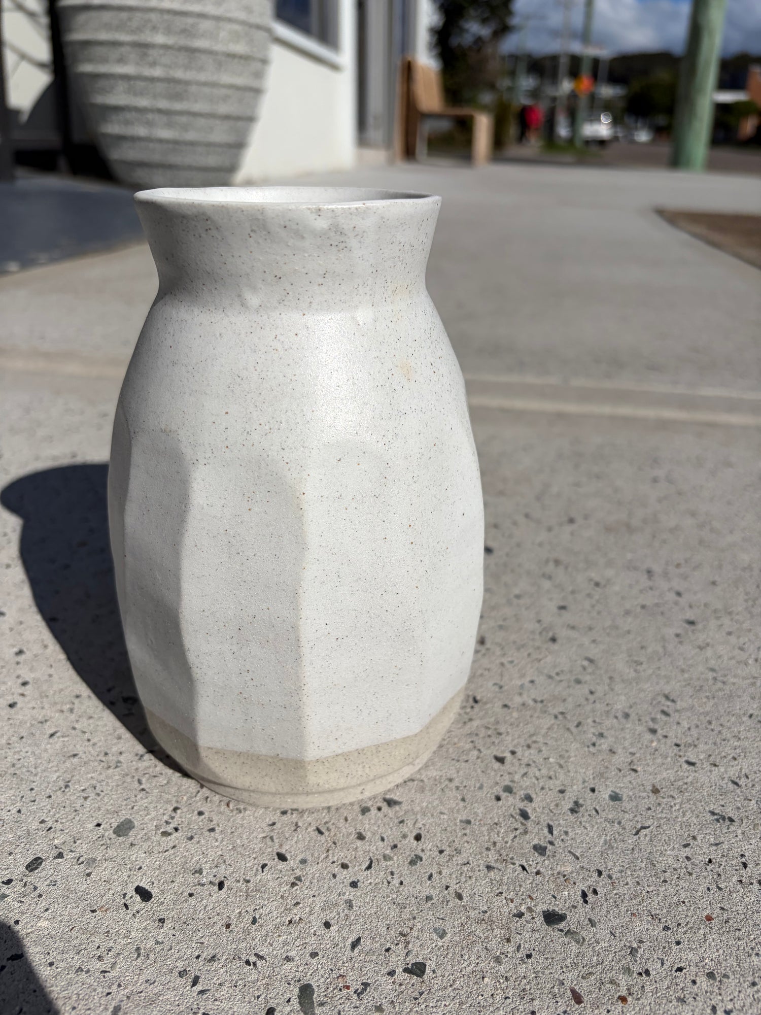 CARVE VASE
