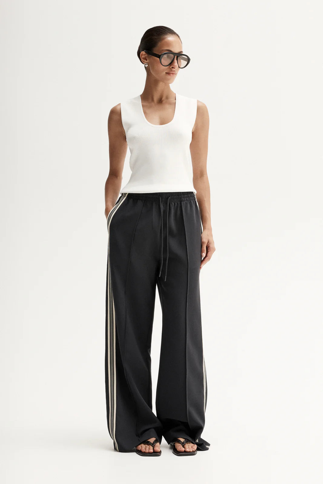 ERNIE PANT - MIDNIGHT NAVY