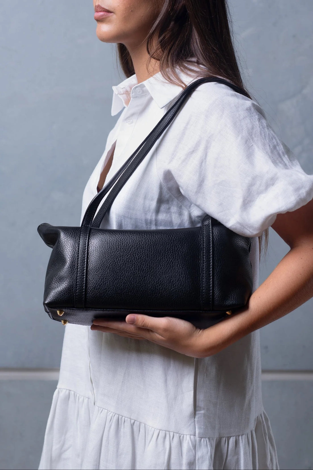 LIVIA SHOULDER BAG - BLACK